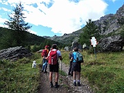 Arriviamo all'Alpe Vallè (mt. 1792)